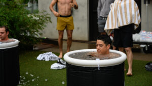 Read more about the article My Ice Bath Setup for Recovery (Cold Plunge Routine I Use Every Week)My Quick Ice Bath Picks